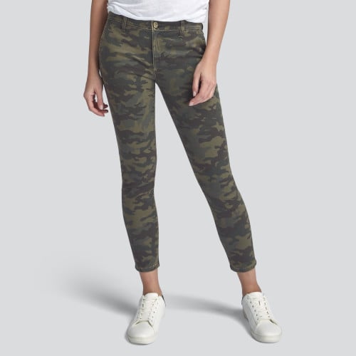 what to wear: camo pants 