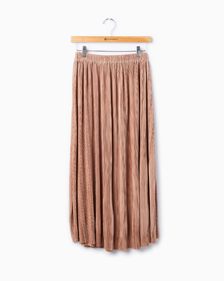 Mauve flowy pleated midi skirt by Skies are Blue in Wantable Style Edit