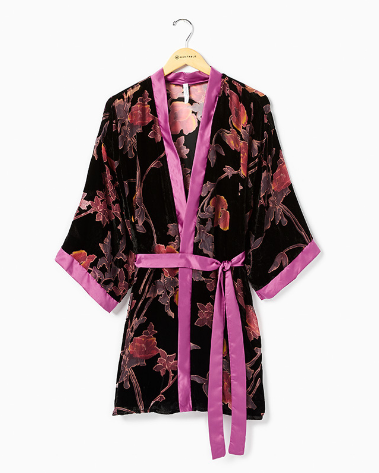 Best Sexy Women's Robe from Wantable Sleep & Body Edit - Me Moi Velvet Burnout Kimono Robe in Black/Raspberry